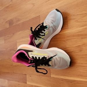 New Balance Women's Dynasoft Breaza V1 Running Shoe